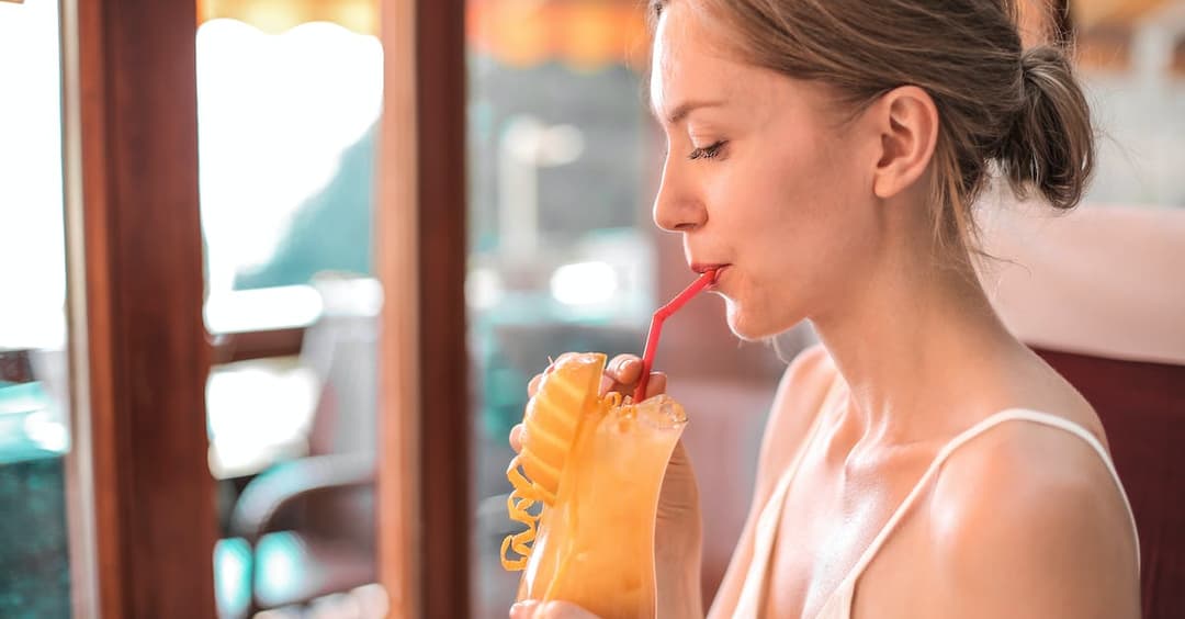 Dobre drinki z prosecco i aperolem. Przepis na koktajl aperol spritz
