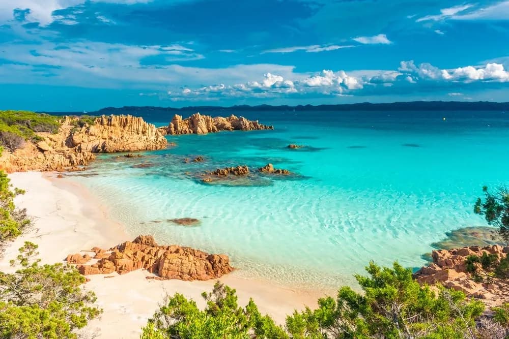 Niesamowite plaże Sardynii - Top 10 najpiękniejszych plaż na wyspie