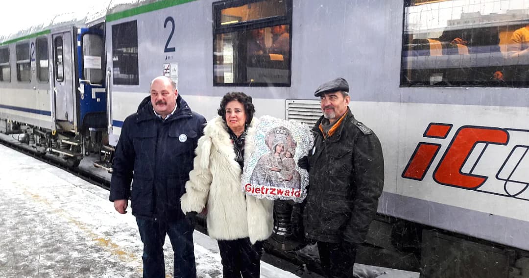 Gietrzwałd jak dojechać pociągiem: trasy, przesiadki i czas przejazdu