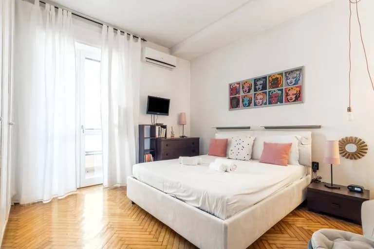Tanie noclegi w Mediolanie - sprawdź oferty i rezerwuj online!