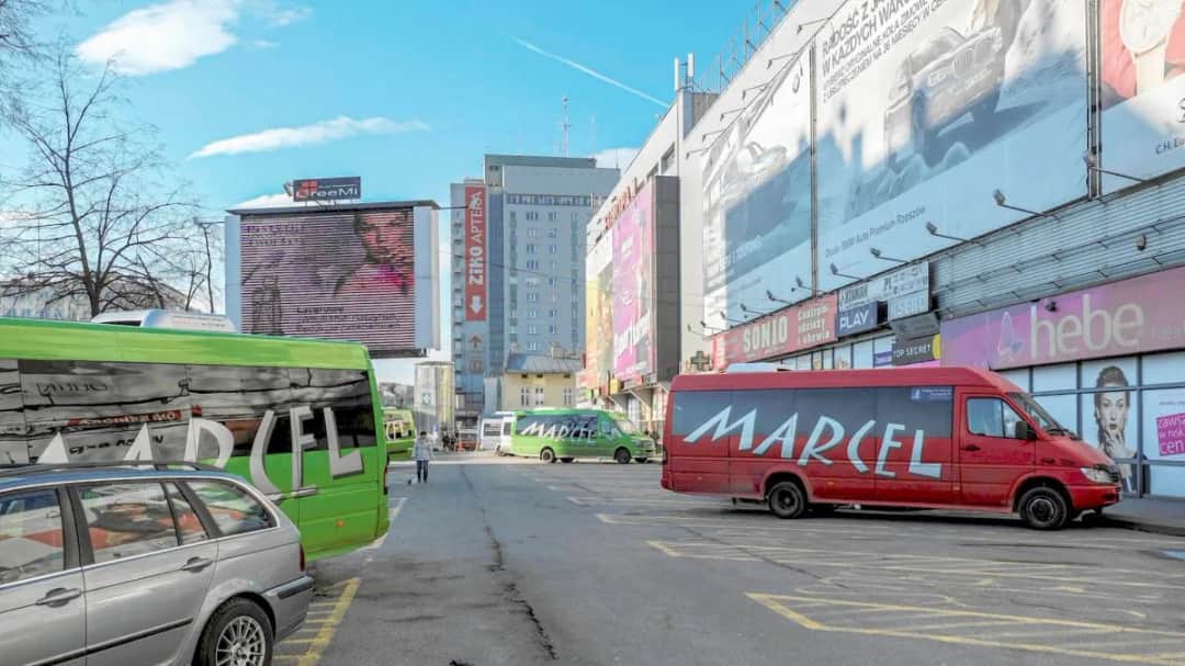 Gdzie w Rzeszowie zatrzymuje się Marcel? Sprawdź lokalizację przystanku